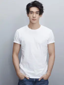 周陆啦图片写真
